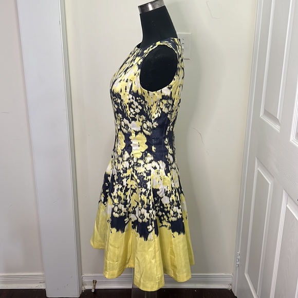 Julian Taylor Chic Fit Flare Navy Lime Yellow Dress Size 6 - Picture 2 of 13